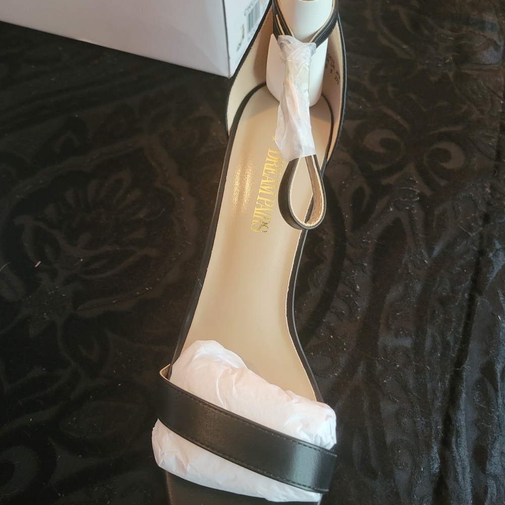 Dream Pairs Black Stiletto Heels with Ankle Strap - Picture 3 of 4